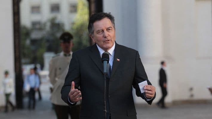 ¿Qué podemos aprender de España para enfrentar la pandemia? Ocho lecciones destacadas por el embajador Roberto Ampuero