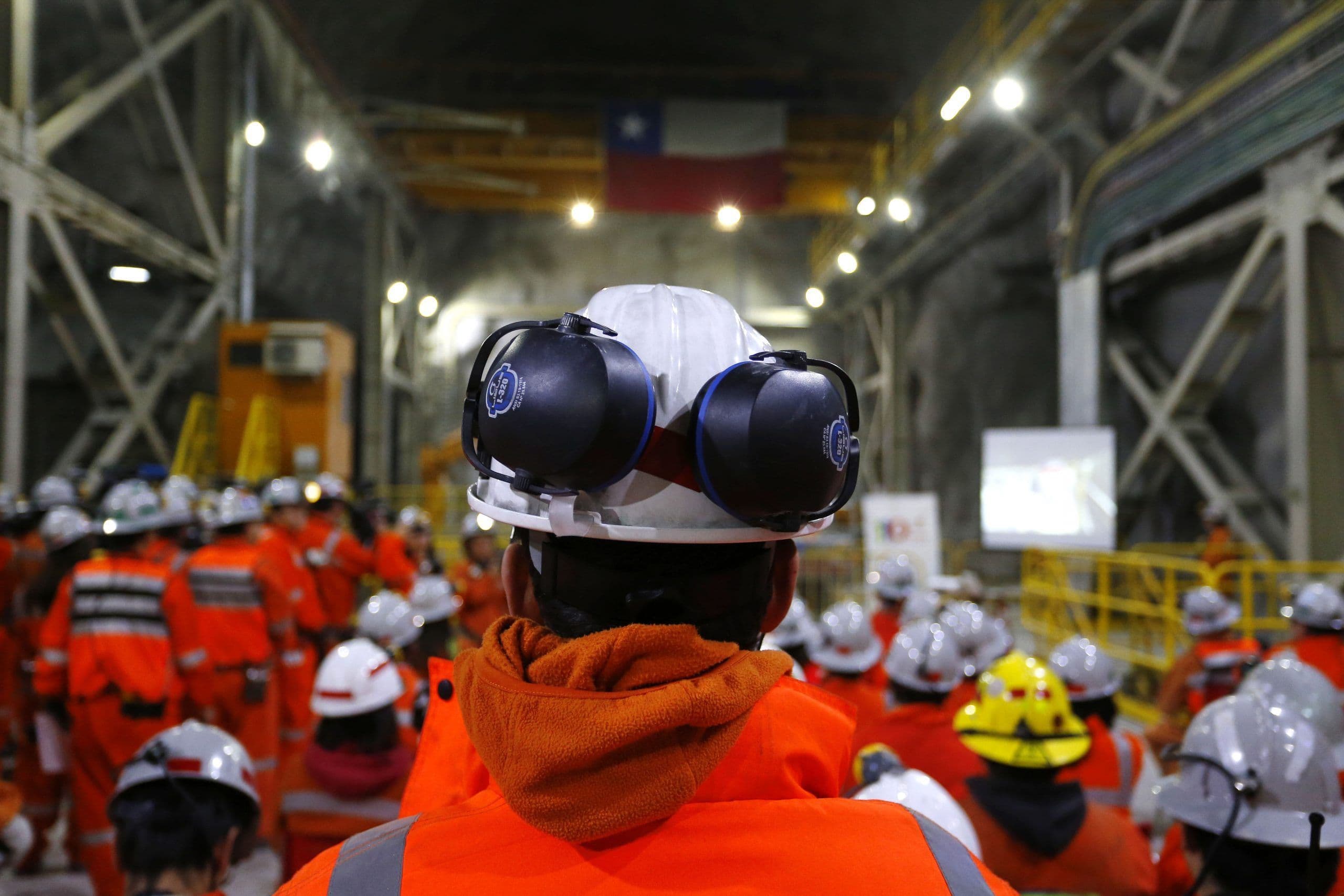 TI, energía, minería y fabricación: Las industrias con menor inserción de la mujer