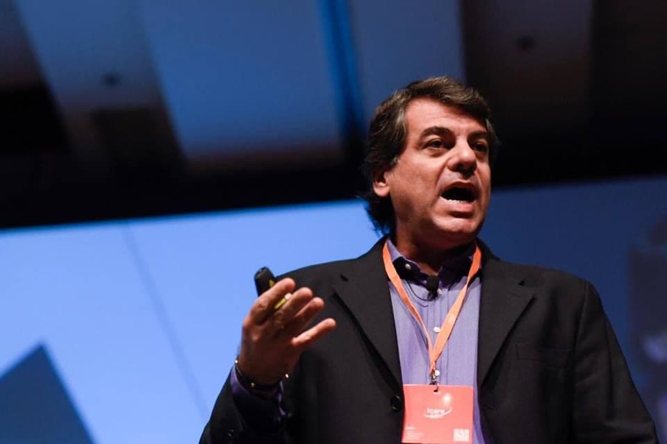 Alexandre Fialho: “La eficacia sigue teniendo importancia, sin embargo, ahora está acompañada de la innovación y la creación”