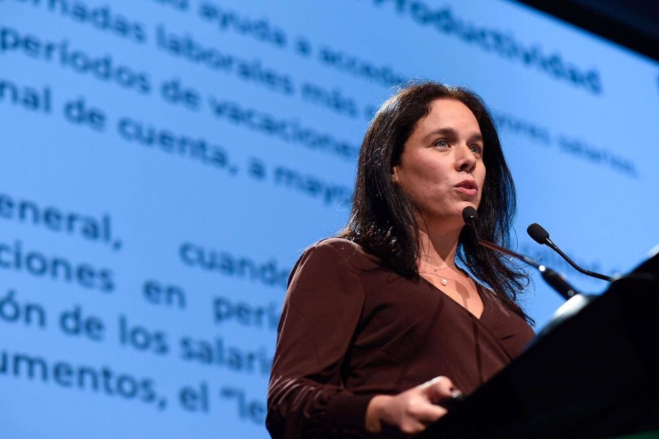 Carolina Grünwald: “Uno de los grandes problemas de nuestra baja productividad, es que tenemos una complejidad regulatoria muy importante”