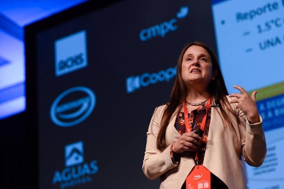 Carolina Urmeneta: “Ser activos en el combate al cambio climático es una oportunidad para nuestro modelo de desarrollo”