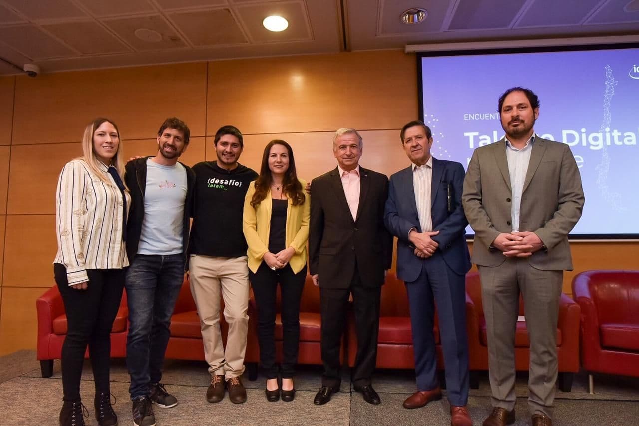 Talento Digital para Chile, la iniciativa público-privada que busca potenciar el capital humano de las empresas para los próximos años
