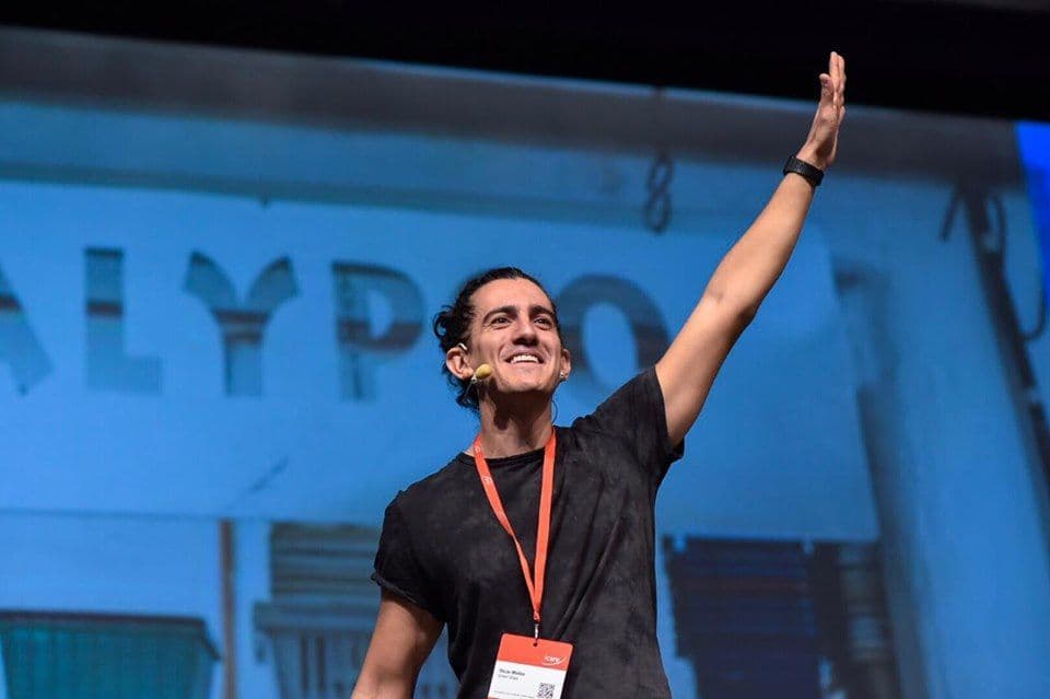 Óscar Muñoz: “Creo que la nueva moneda es hacer lo correcto, es buscar generar un impacto real”