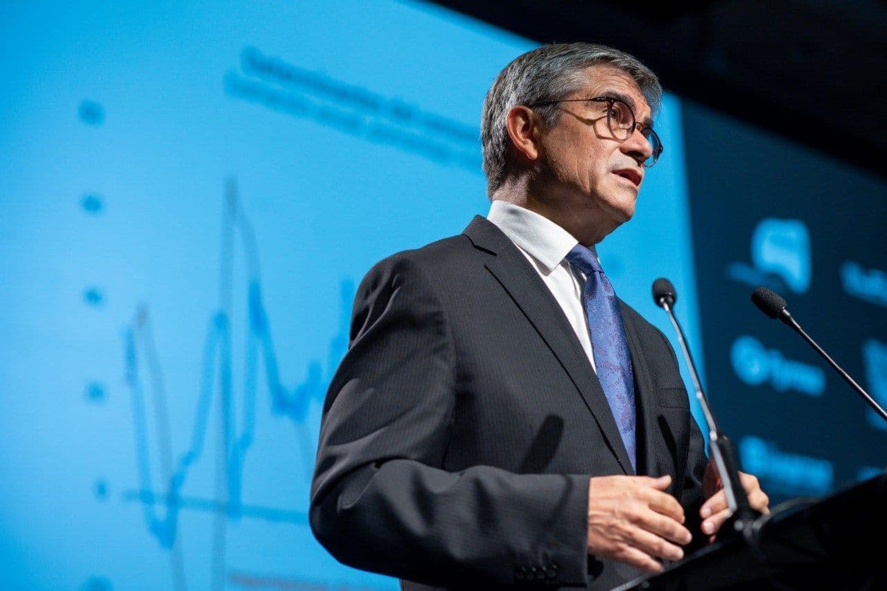 Mario Marcel expuso en ICARE los principales detalles del IPoM Diciembre 2020: “La economía chilena crecerá entre 5,5 y 6,5% en 2021”