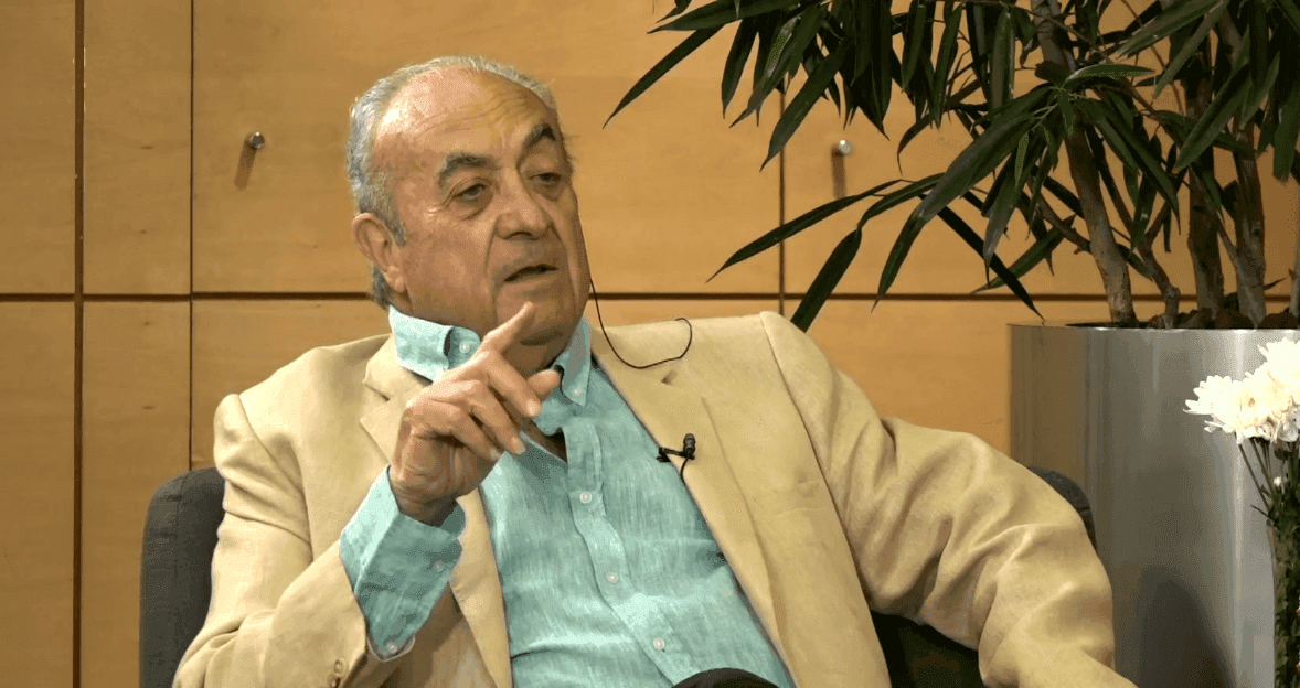 Óscar Guillermo Garretón en el Ciclo “En Persona” de ICARE: “Dejé el Partido Socialista porque fue perdiendo los sellos de una izquierda capaz de llevar al pueblo a condiciones mejores”