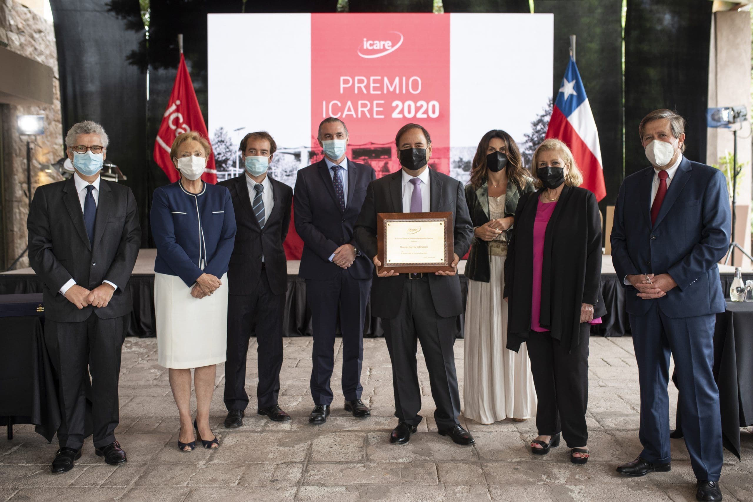 REVIVE • Premios ICARE 2020