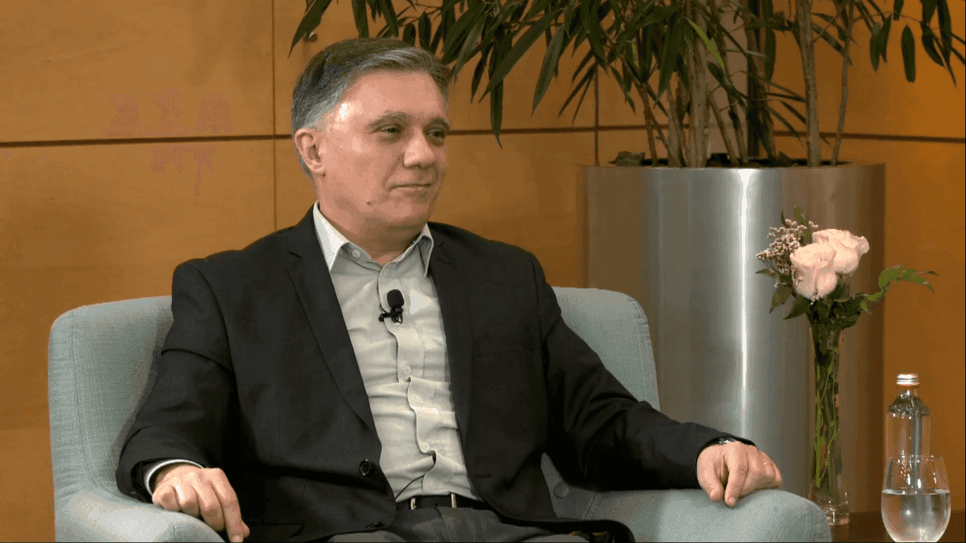 Alejandro Vigo en el ciclo “En Persona” de ICARE: “Lo peor que ha pasado en Chile es el gran deterioro de la discusión pública”