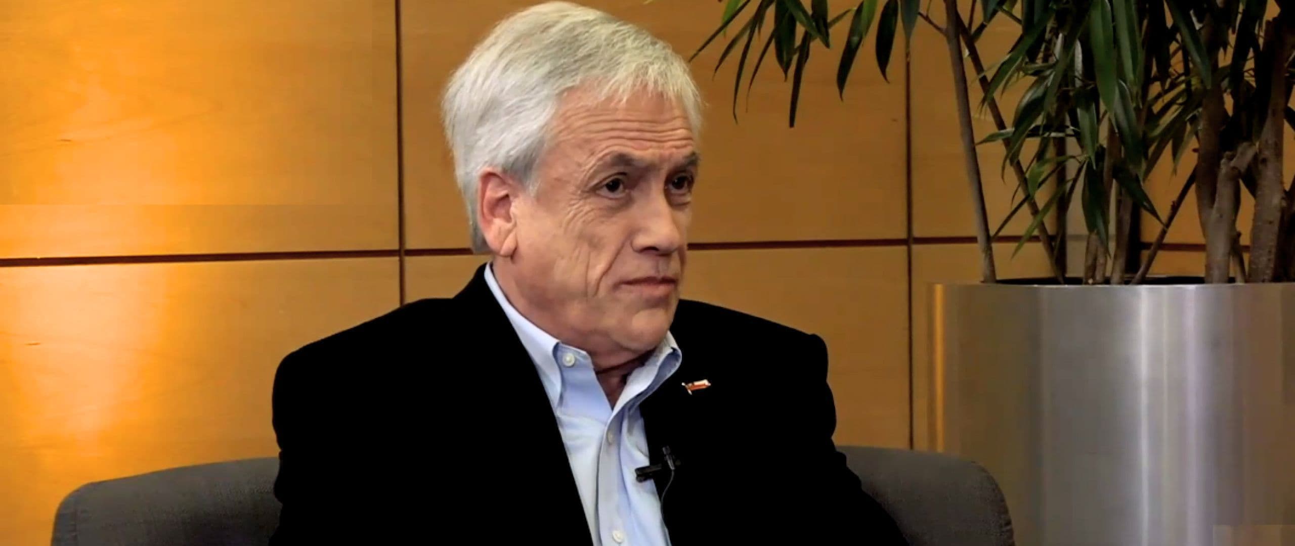 Presidente Sebastián Piñera en el ciclo “En Persona”: “Llevamos meses discutiendo entre ‘Apruebo’ o ‘Rechazo’, pero para mí son dos caminos que espero lleven a un acuerdo serio y responsable”